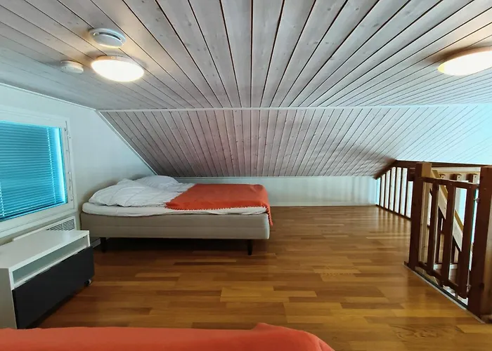 Pohjantaehti Ferienhaus *